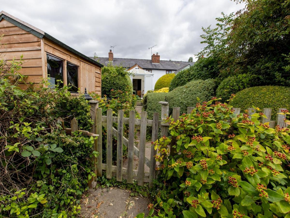 Pass The Keys Cosy Cottage With Views Over The Shropshire Hills Ludlow Exterior photo